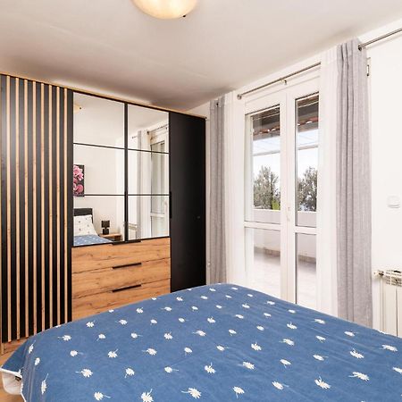 Cozy Apartment In Dubrovnik With House Sea View Eksteriør bilde